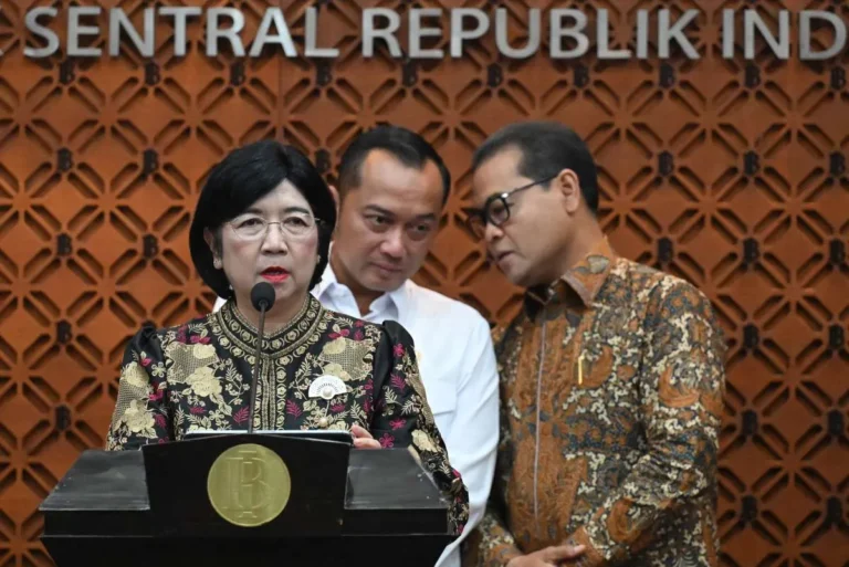Pengganti Perry Warjiyo Diminta Fokus Perkuat Kelas Menengah dan Daya Beli